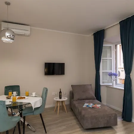 Urbis Apartman